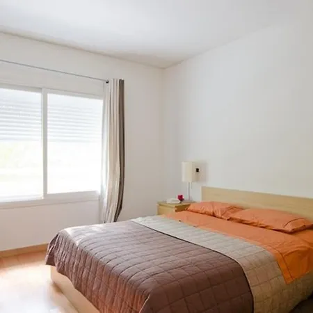 Close To The River Apartment